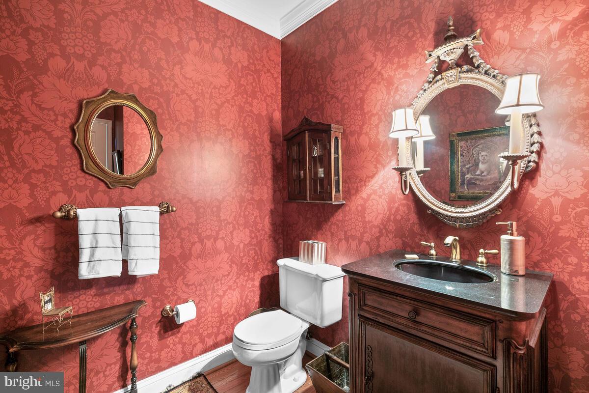 21304 Zion Road Brookeville, MD 20833 - Photo 47 of 109 First Floor Half Bath
