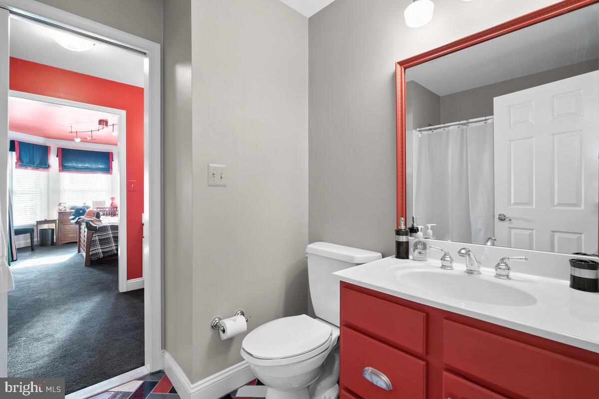 21304 Zion Road Brookeville, MD 20833 - Photo 67 of 109 Bathroom Shared by Bedroom 2 and 4