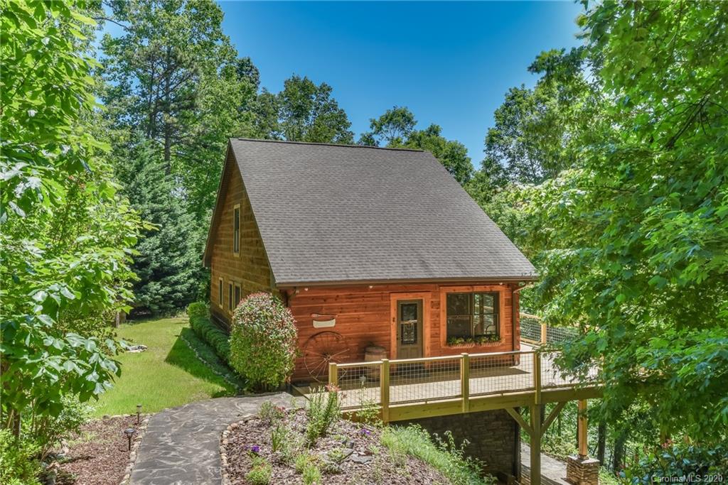 512 Caledonia Road Landrum, SC 29356 - Photo 2 of 35