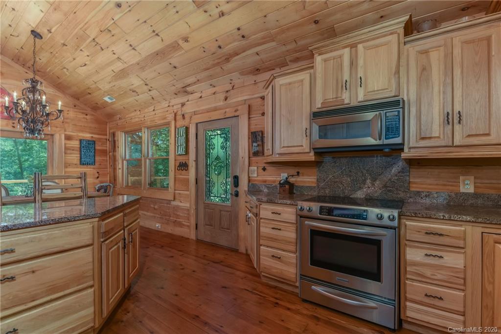 512 Caledonia Road Landrum, SC 29356 - Photo 14 of 35