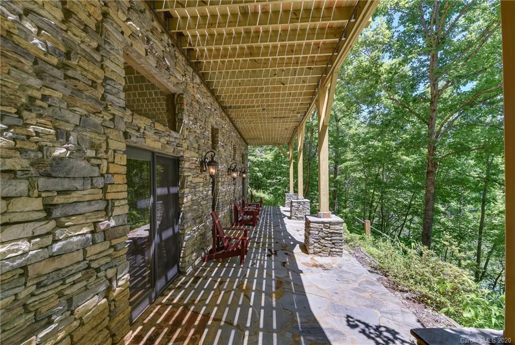 512 Caledonia Road Landrum, SC 29356 - Photo 27 of 35