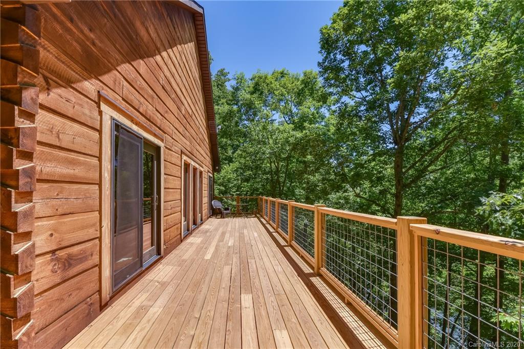 512 Caledonia Road Landrum, SC 29356 - Photo 4 of 35