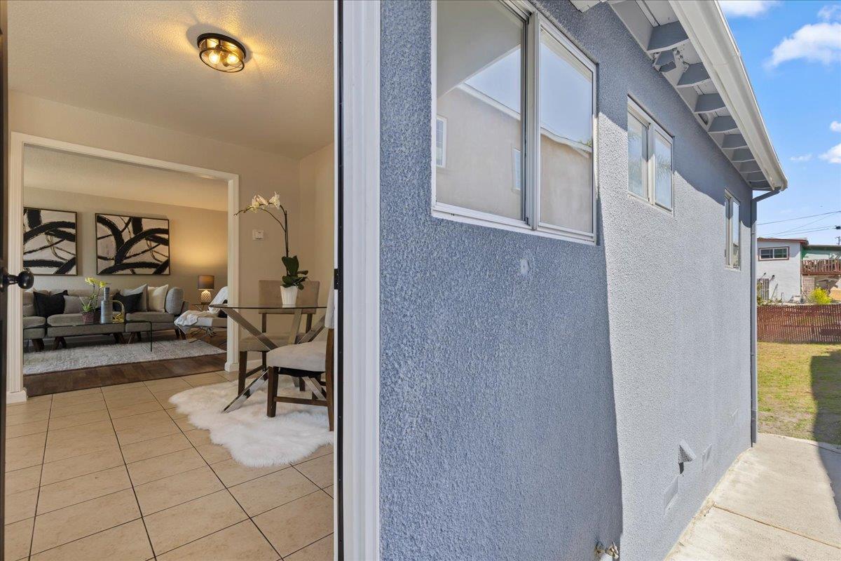 231 Pinole Avenue Rodeo, CA 94572 - Photo 16 of 26 a view of living room