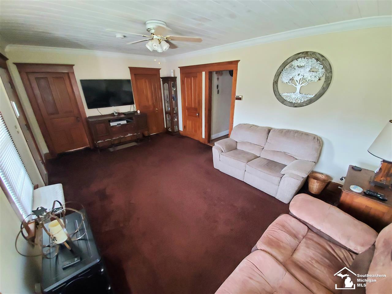 8521 Crabb Road Temperance, MI 48182 - Photo 13 of 37