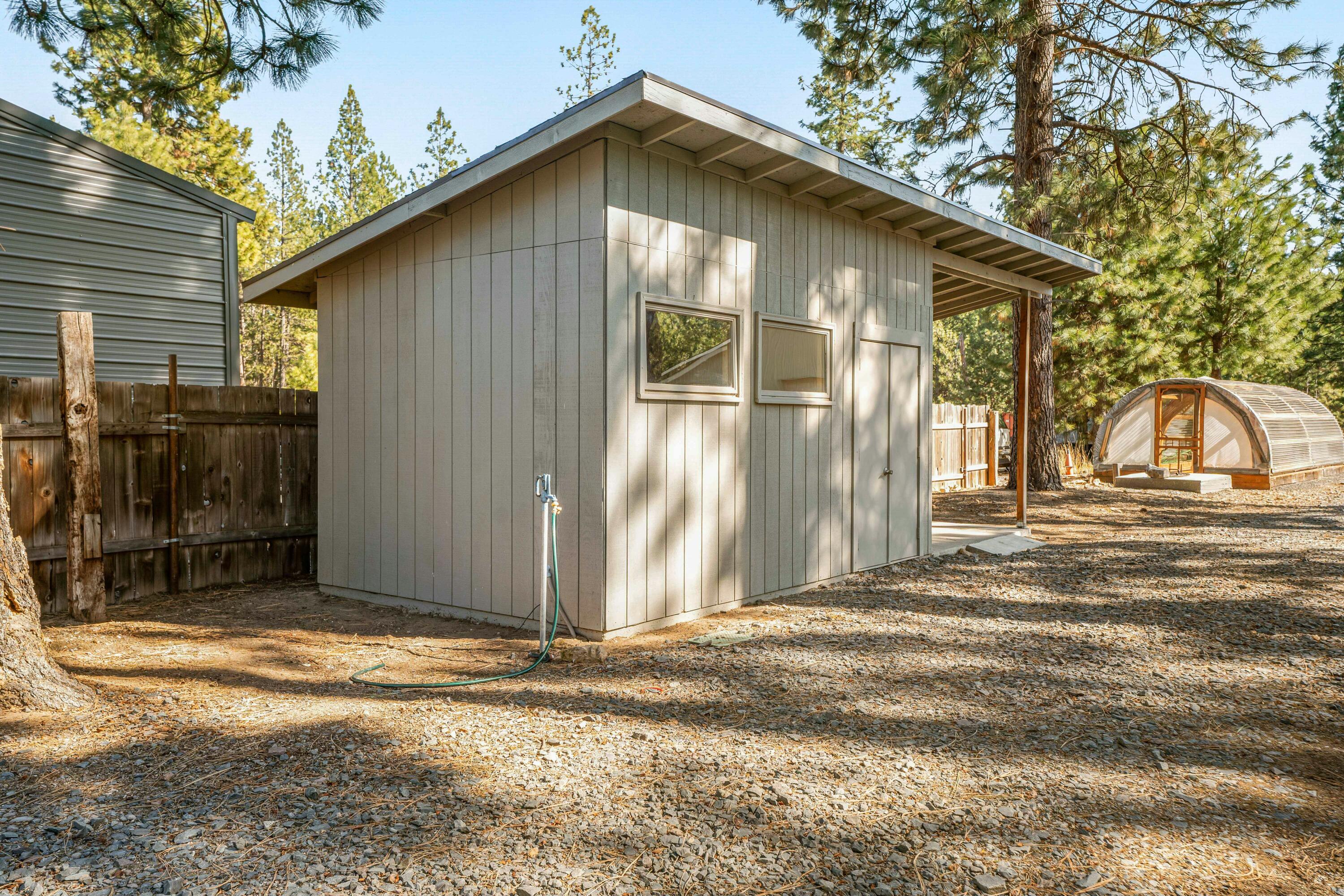 19321 Apache Road Bend, OR 97702 - Photo 28 of 44 Shed