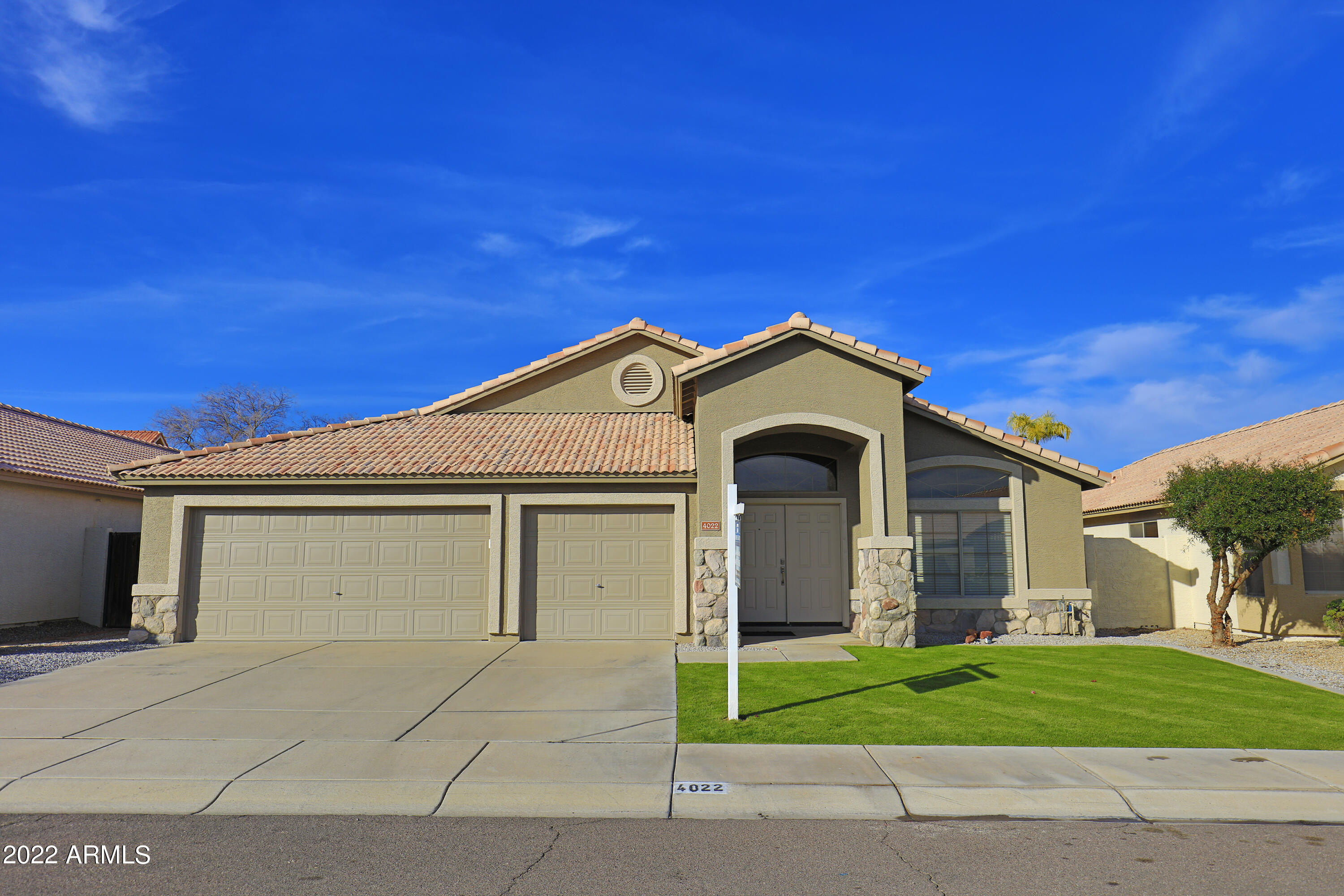 4022 East Agave Road Phoenix, AZ 85044 - Photo 1 of 33 _O7A2293