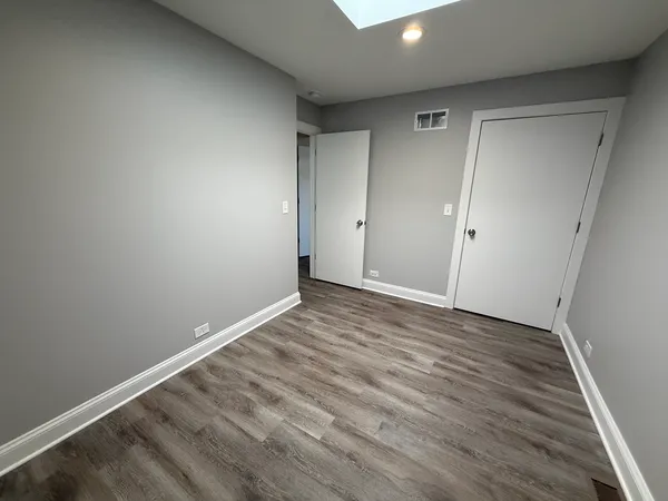 $2,700 | 744 West Gordon Terrace, Unit 312, Chicago, IL 60613
