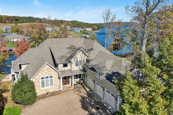 $2,299,000 | 803 Compass Cove Circle, Moneta, VA 24121