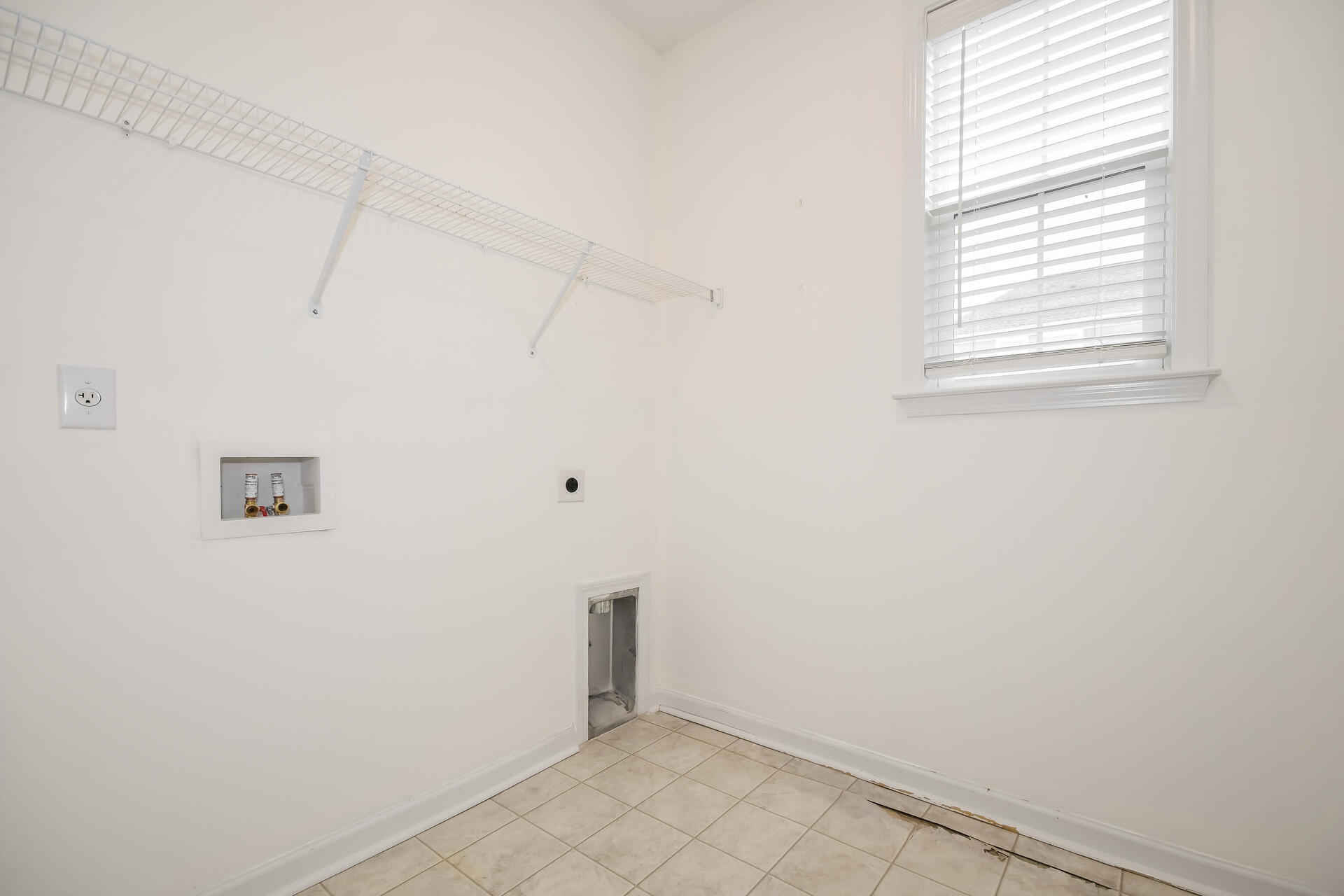 704 Sportsman Road Moncks Corner, SC 29461 - Photo 8 of 20