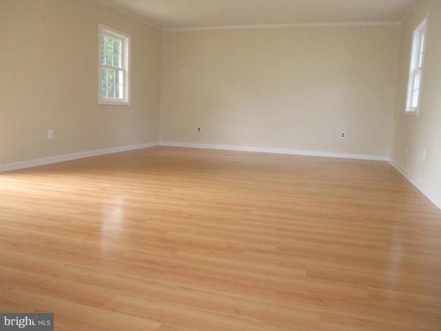 8015 Rugby Road Manassas Park, VA 20111 - Photo 23 of 30 Family room # 1