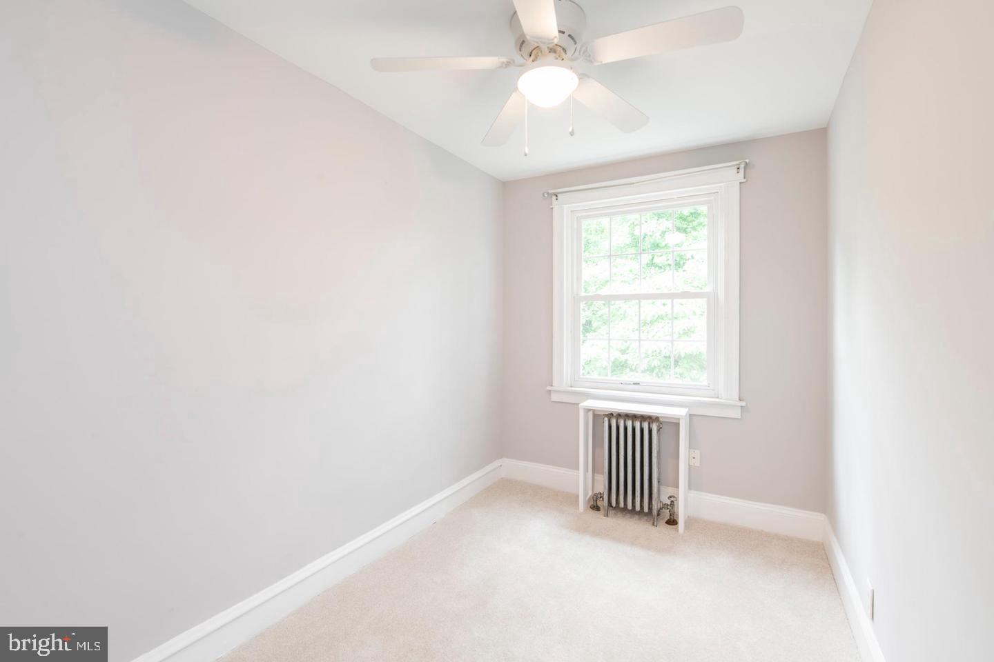 763 Humphreys Road Ardmore, PA 19003 - Photo 17 of 28 an empty room with a window