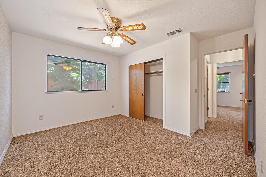 4124 Mindt Court Carmichael, CA 95608 - Photo 11 of 52