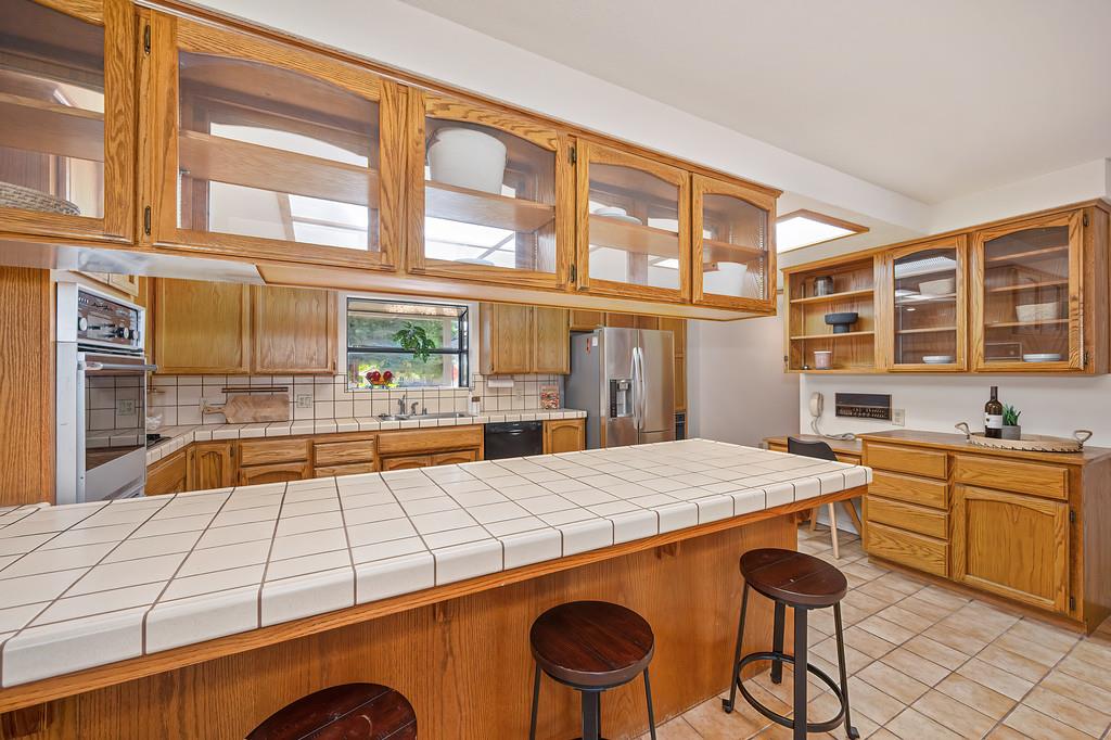 4124 Mindt Court Carmichael, CA 95608 - Photo 14 of 52