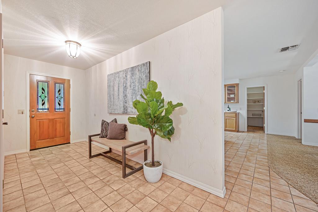 4124 Mindt Court Carmichael, CA 95608 - Photo 5 of 52