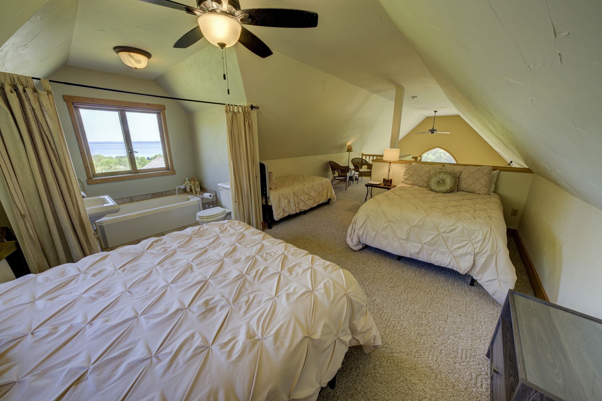 10702 East Hilltop Road Suttons Bay, MI 49682 - Photo 45 of 92
