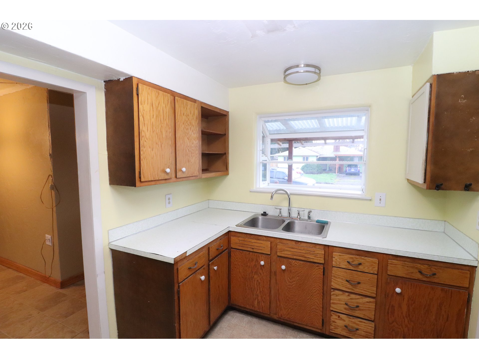 624 Tinamou Lane Springfield, OR 97477 - Photo 12 of 39