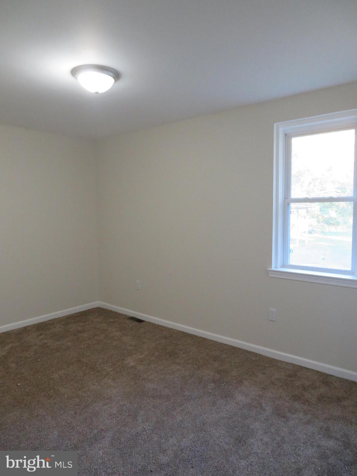 831 East Evesham Road Runnemede, NJ 08029 - Photo 13 of 15 Bedroom #3