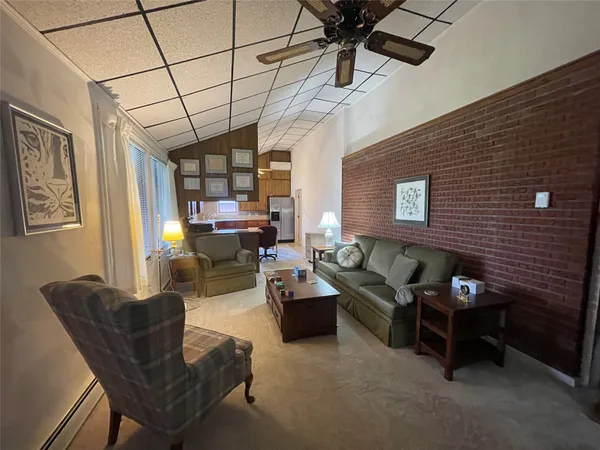 $1,300 | 1392 Marshland Road, Apalachin, NY 13732