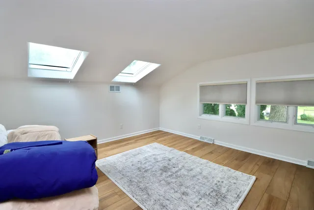 $725,000 | 2870 South Riverside Drive, Beloit, WI 53511