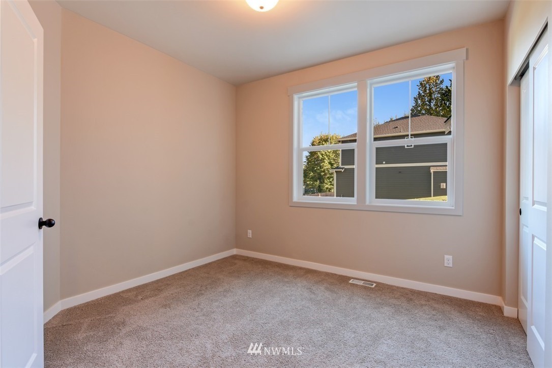 17928 Circle Drive Bothell, WA 98011 - Photo 11 of 23 Gallery Image 11