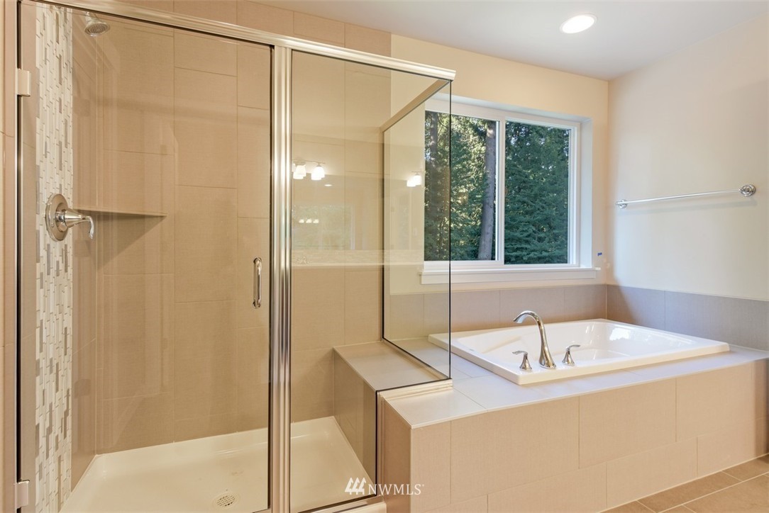 17928 Circle Drive Bothell, WA 98011 - Photo 14 of 23 Gallery Image 14