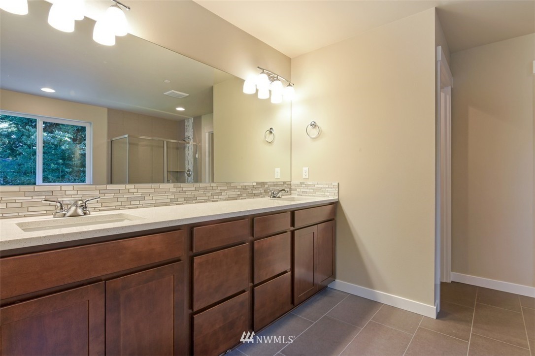 17928 Circle Drive Bothell, WA 98011 - Photo 15 of 23 Gallery Image 15