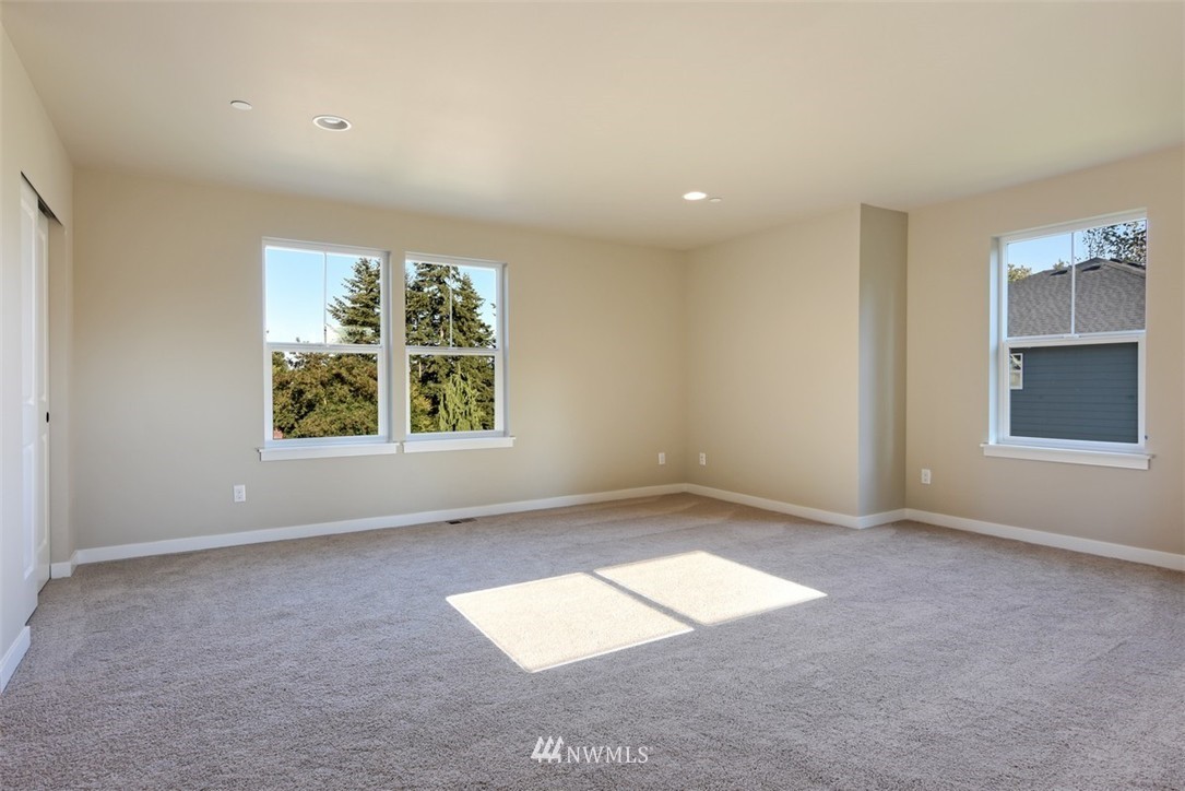 17928 Circle Drive Bothell, WA 98011 - Photo 20 of 23 Gallery Image 20