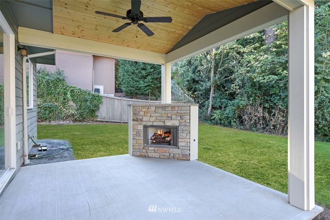 17928 Circle Drive Bothell, WA 98011 - Photo 7 of 23 Gallery Image 7