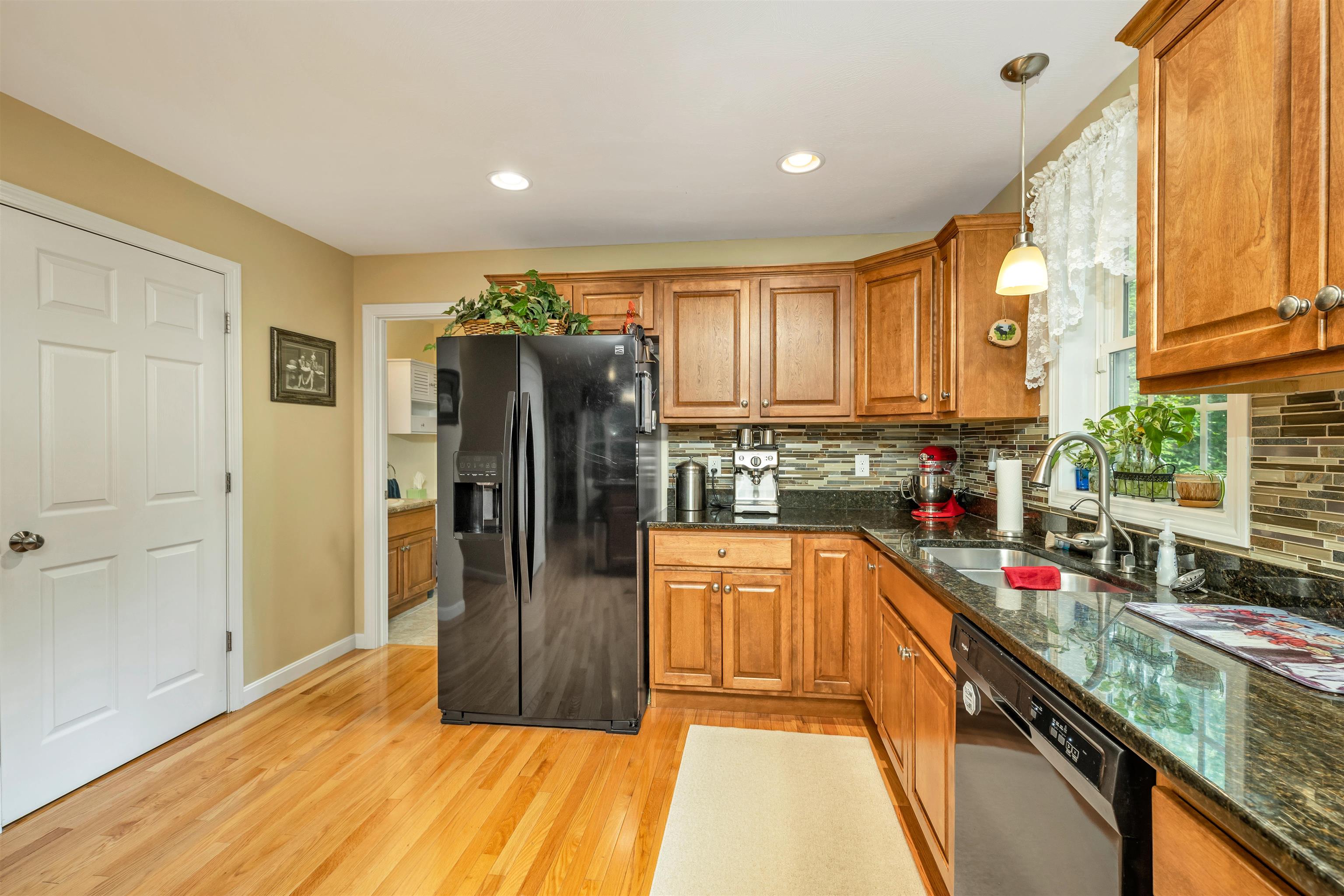 1 Parson's Way Bow, NH 03304 - Photo 6 of 38 Gallery Image 6