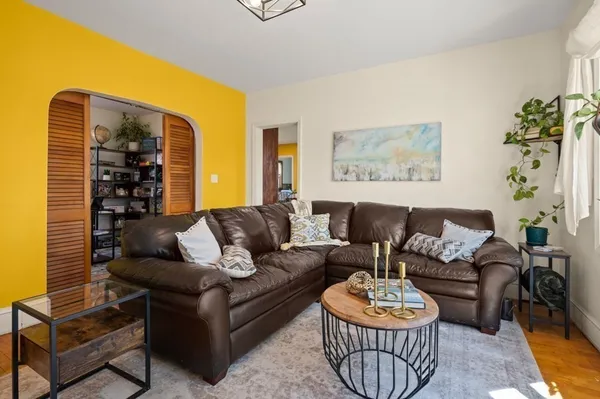 $429,900 | 19 Juniper Street, Lowell, MA 01852
