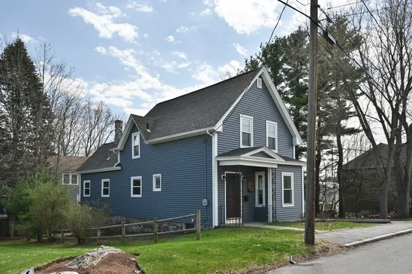 $429,900 | 19 Juniper Street, Lowell, MA 01852