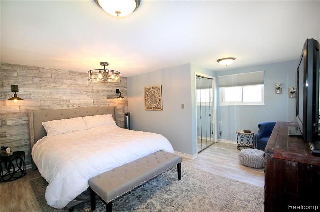 3913 Donley Avenue Rochester Hills, MI 48309 - Photo 14 of 30