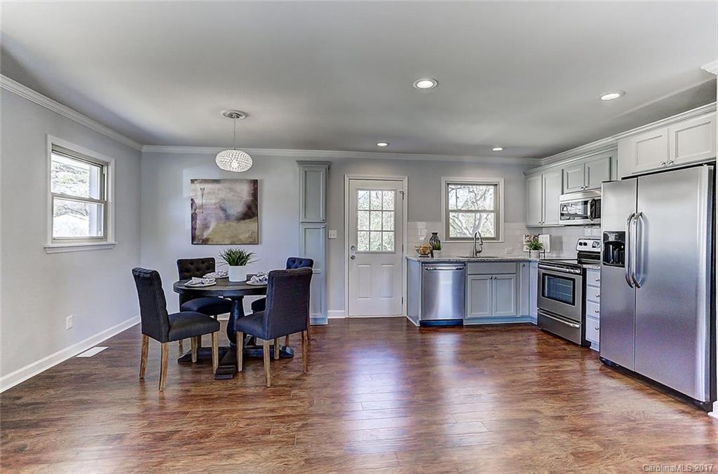 4301 Colebrook Road, Unit 9 Charlotte, NC 28215 - Photo 7 of 18 Gallery Image 7