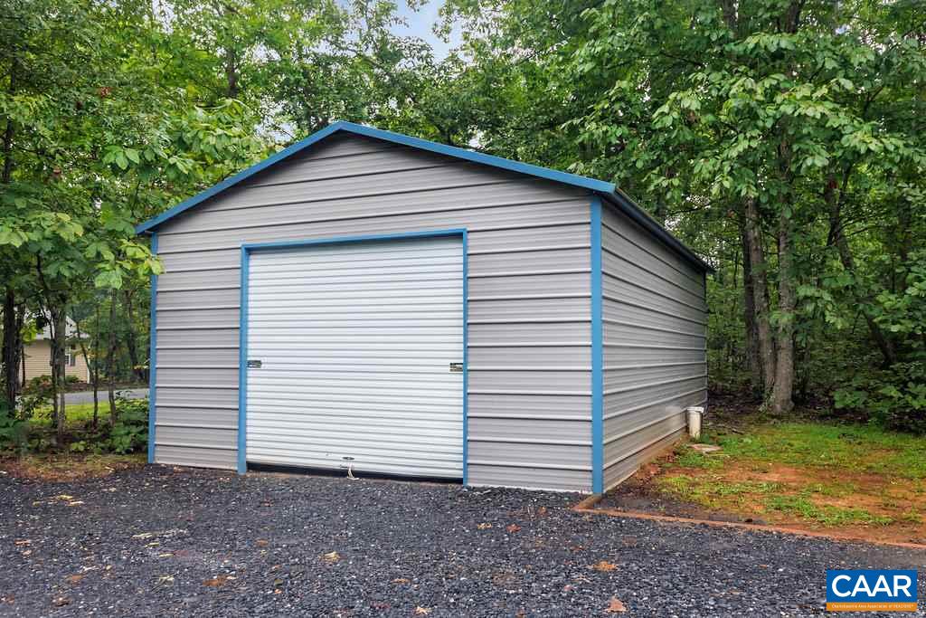 531 Hummingbird Road Scottsville, VA 24590 - Photo 23 of 27 Gallery Image 23