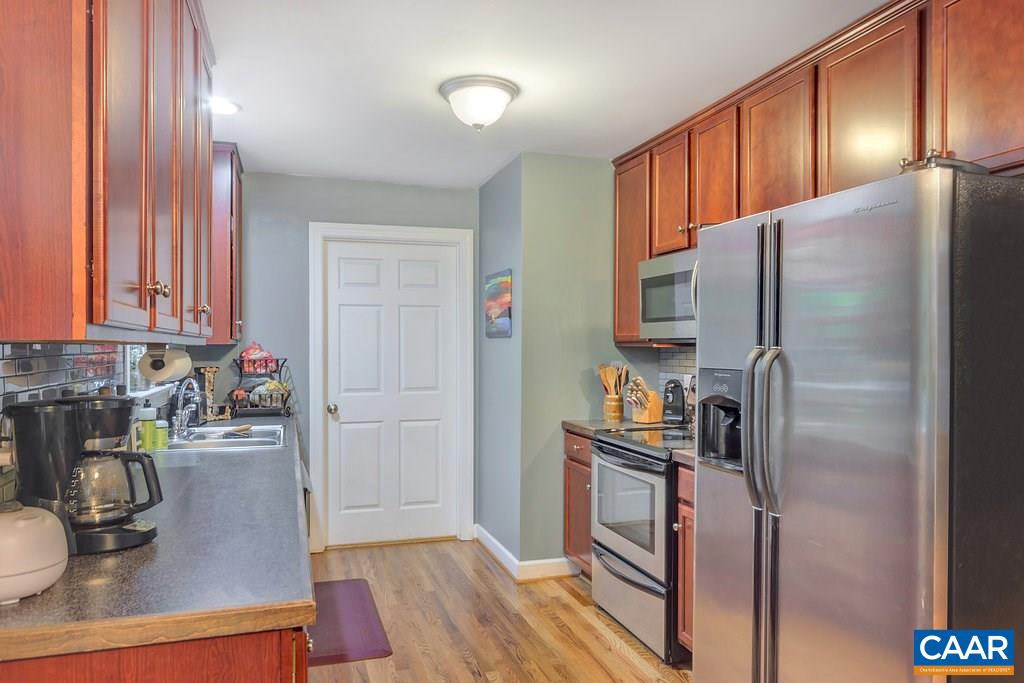 531 Hummingbird Road Scottsville, VA 24590 - Photo 8 of 27 Gallery Image 8