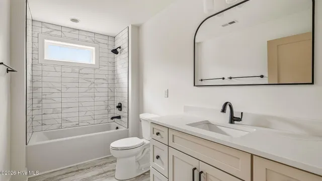 $559,500 | 139 Lancashire Lane, West End, NC 27376