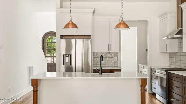 $559,500 | 139 Lancashire Lane, West End, NC 27376