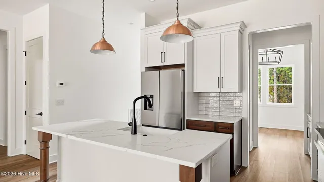 $559,500 | 139 Lancashire Lane, West End, NC 27376