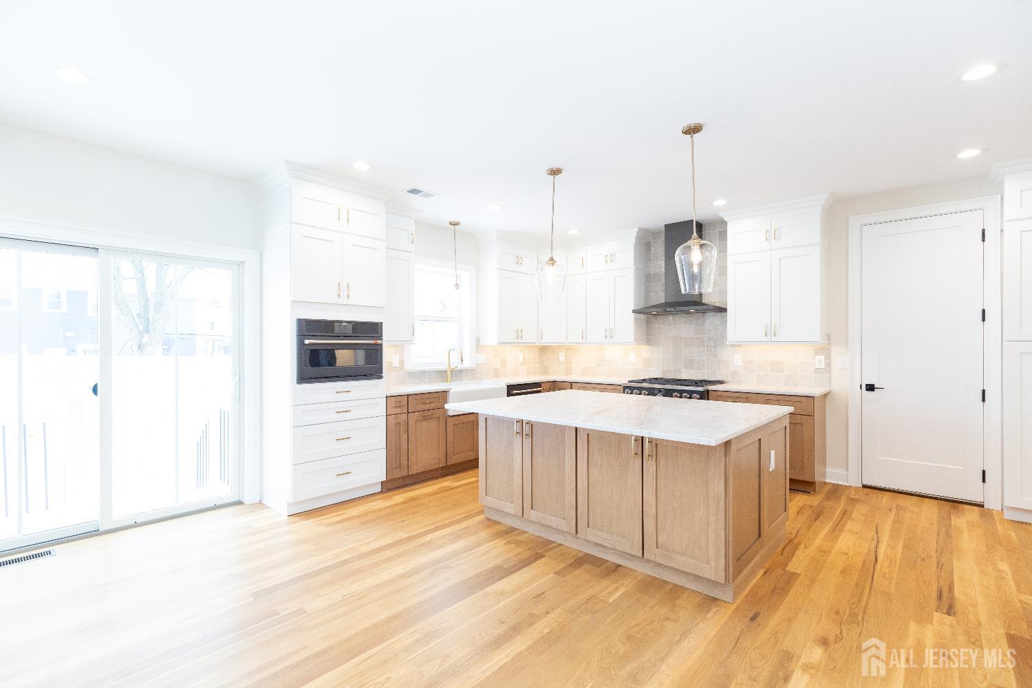 86 Albert Avenue Edison, NJ 08837 - Photo 19 of 73