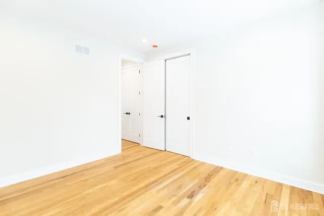 $1,150,000 | 86 Albert Avenue, Edison, NJ 08837