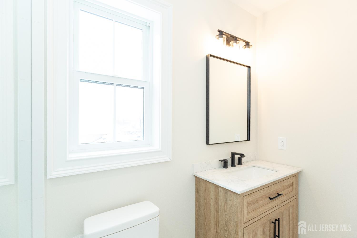 86 Albert Avenue Edison, NJ 08837 - Photo 49 of 73