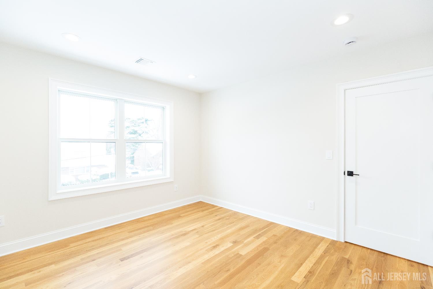 86 Albert Avenue Edison, NJ 08837 - Photo 58 of 73