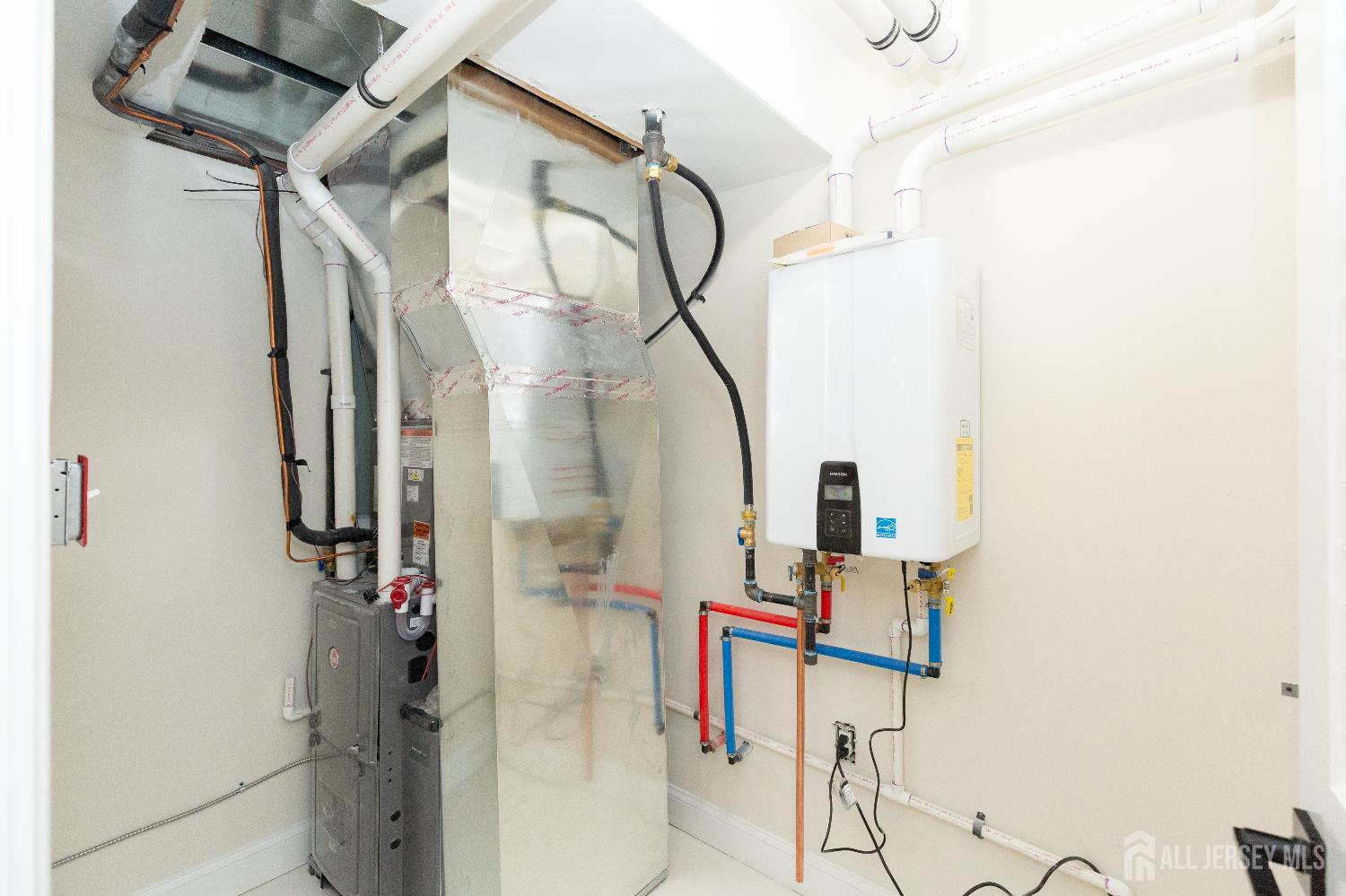 86 Albert Avenue Edison, NJ 08837 - Photo 63 of 73