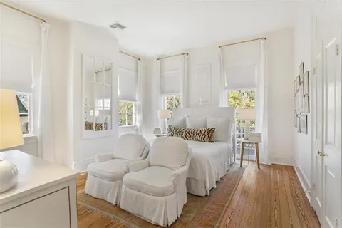 $2,350,000 | 5240 Prytania Street, New Orleans, LA 70115