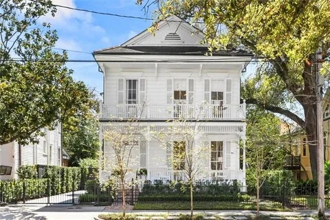 $2,350,000 | 5240 Prytania Street, New Orleans, LA 70115