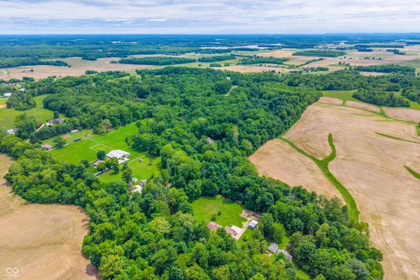$200,000 | 7000 East County Road 50 North, Seymour, IN 47274