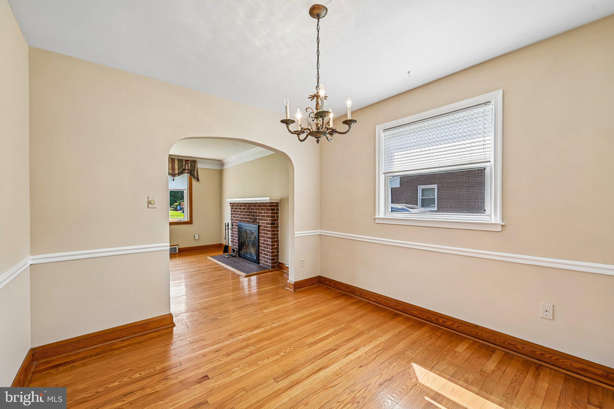 18 North Reed Street Bel Air, MD 21014 - Photo 14 of 40 DR w/HWD