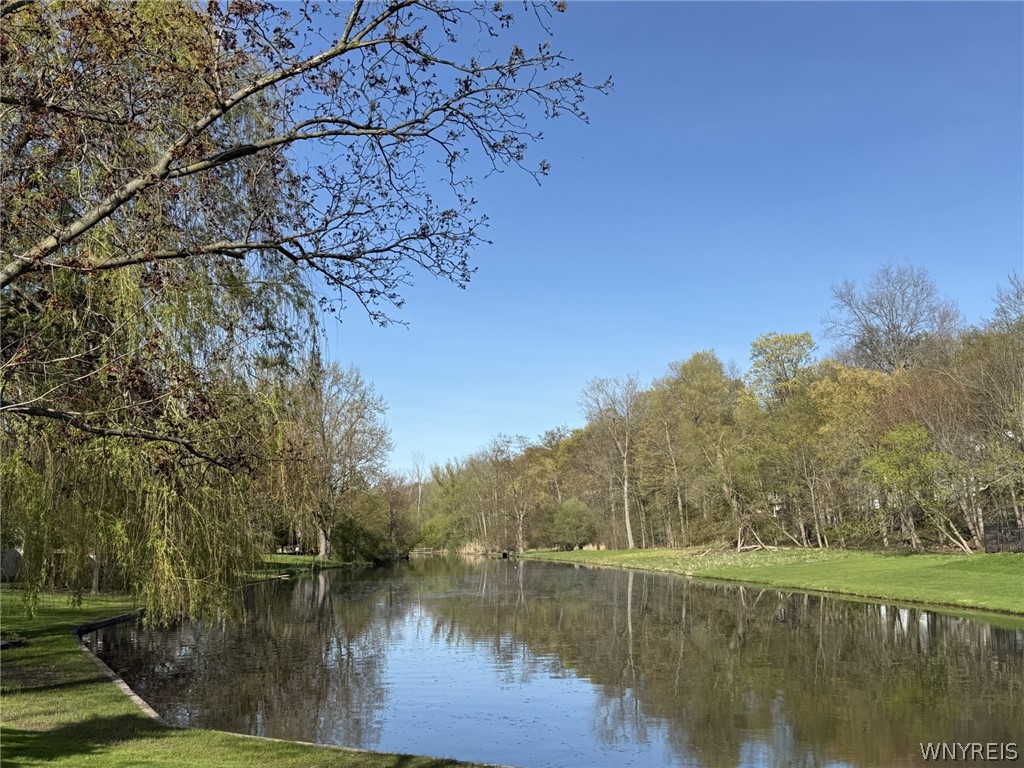 9325 Hunting Valley Road North Clarence, NY 14031 - Photo 10 of 36