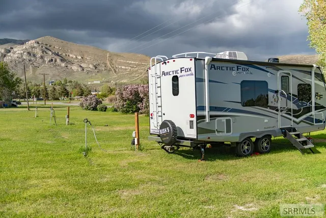 $229,000 | 540 County Road, Arco, ID 83213