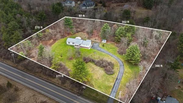 $299,999 | 1122 Day Hollow Road, Endicott, NY 13760